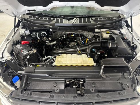 Used 2021 Ford F150 Lariat w/ Equipment Group 502A High AWD/4WD image 12