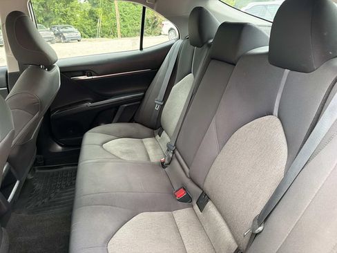Used 2021 Toyota Camry LE FWD image 14