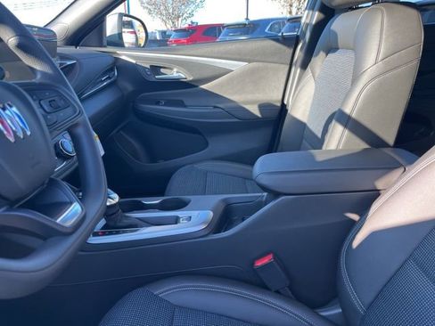 New 2026 Buick Envista Sport Touring FWD image 9
