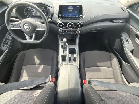 Used 2025 Nissan Sentra SV image 19
