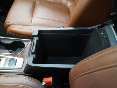Used 2019 Subaru Ascent Touring AWD/4WD image 28