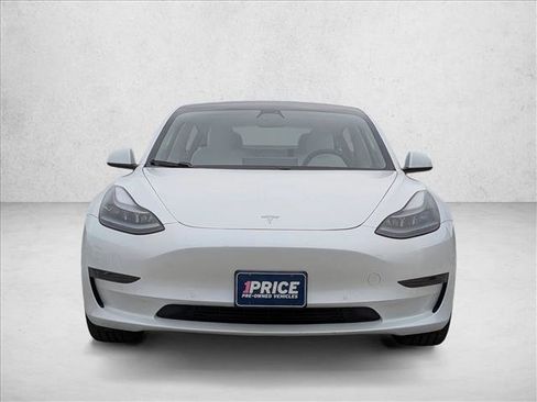 Used 2021 Tesla Model 3 Standard Range Plus image 6