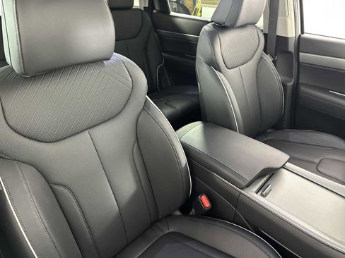 Used 2025 Hyundai Palisade SEL image 31