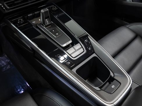 Used 2021 Porsche 911 Turbo S image 65