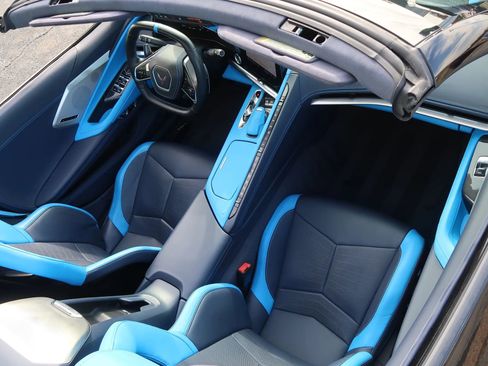 Used 2021 Chevrolet Corvette Stingray Premium Conv w/ Z51 Performance Package image 41