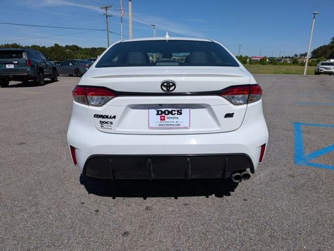 Used 2024 Toyota Corolla SE FWD image 4