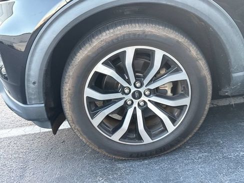 Used 2020 Ford Explorer ST w/ Premium Technology Package AWD/4WD image 10
