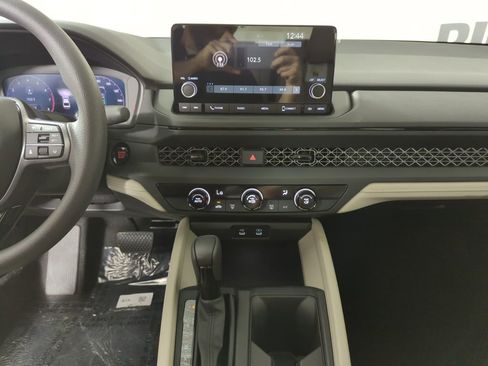 New 2025 Honda Accord LX image 17