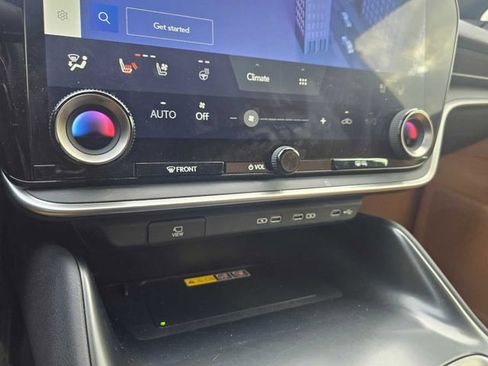 Certified 2023 Lexus RZ 450e Premium image 32