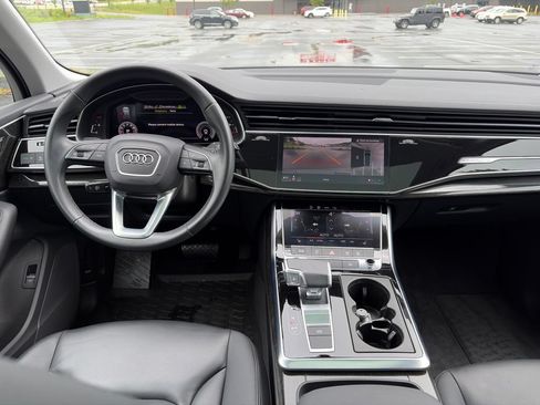 Used 2023 Audi Q7 2.0T Premium w/ Convenience Package AWD/4WD image 10
