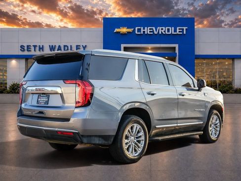 Used 2022 GMC Yukon SLT w/ SLT Premium Package AWD/4WD image 7