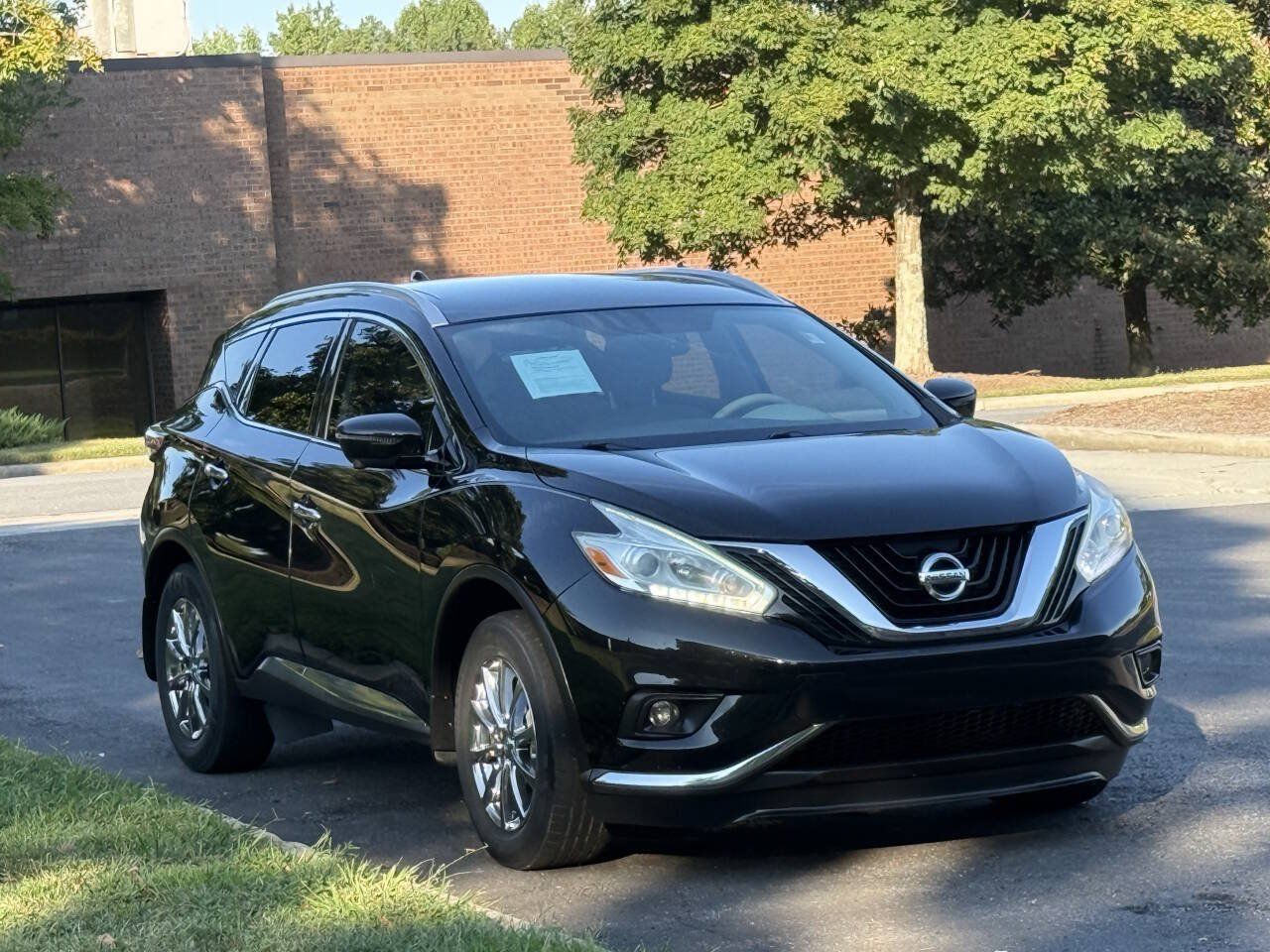Used 2017 Nissan Murano SL FWD image 3