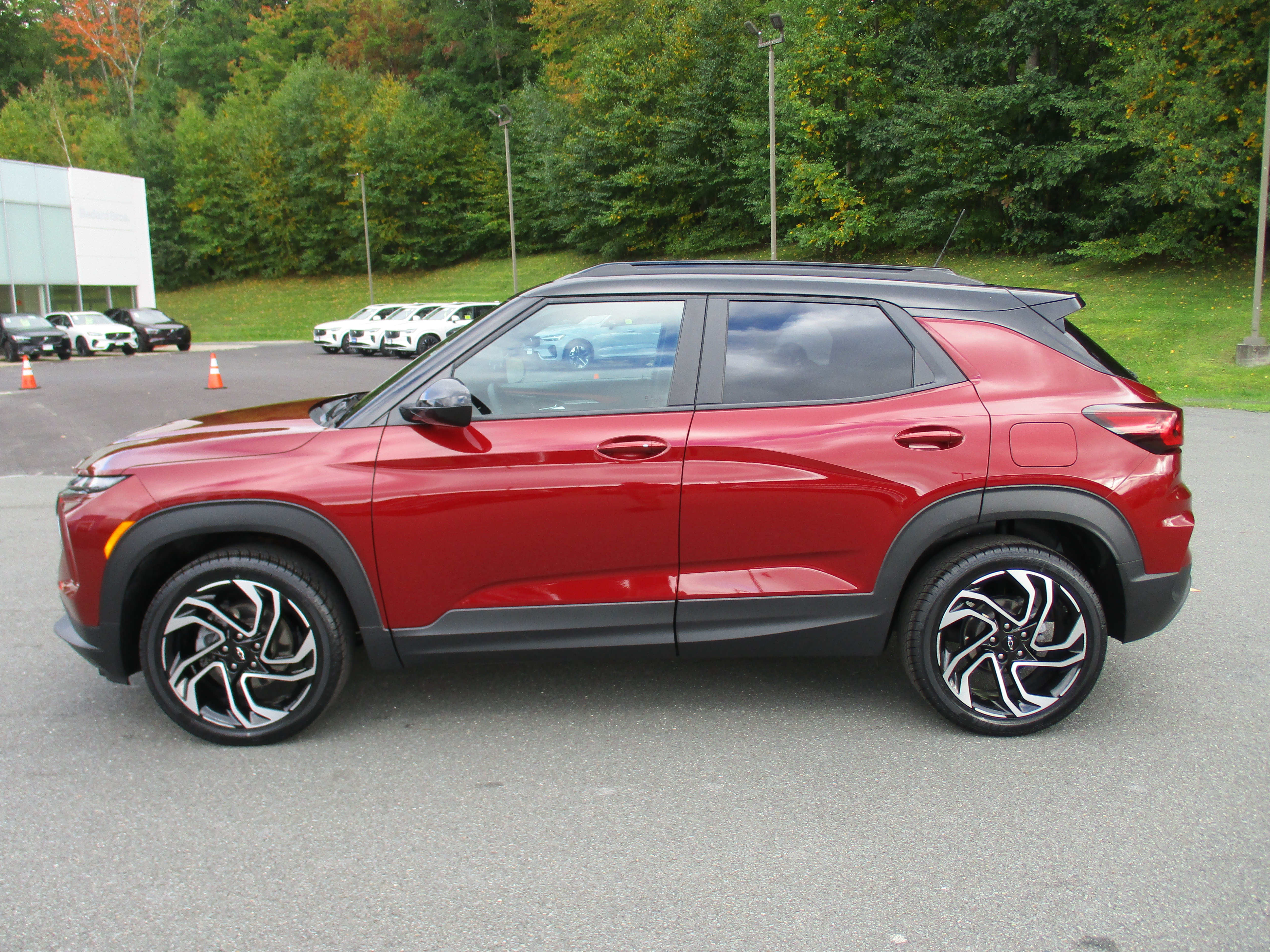 Certified 2024 Chevrolet TrailBlazer RS w/ Convenience Package AWD/4WD image 8