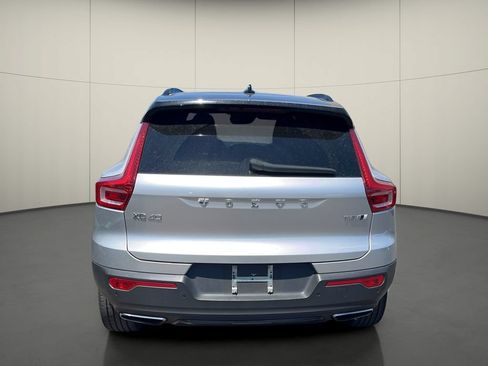 Used 2019 Volvo XC40 T5 R-Design AWD/4WD image 5