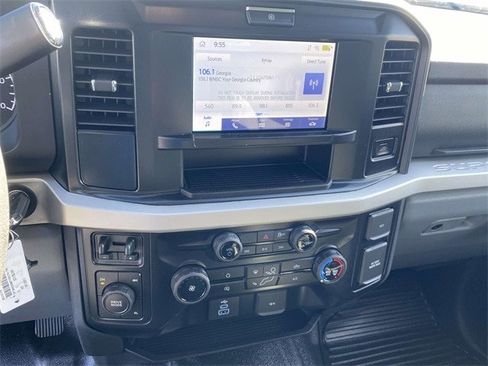 New 2026 Ford F550 4x4 SuperCab Super Duty image 40
