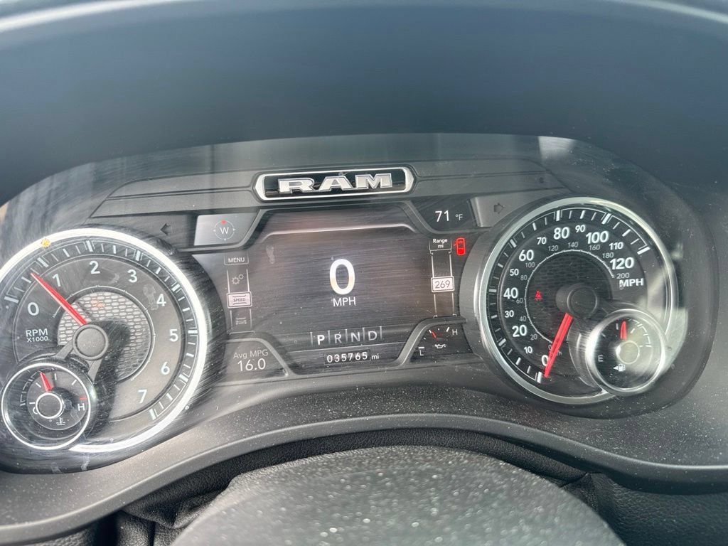 Used 2020 RAM 1500 Laramie AWD/4WD image 8