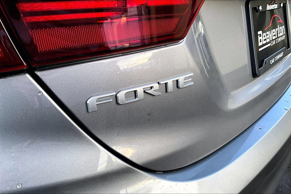 Used 2024 Kia Forte GT-Line FWD image 34