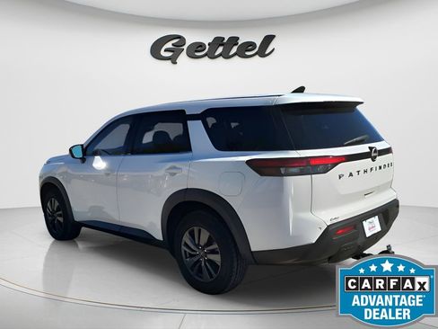 Used 2023 Nissan Pathfinder S image 4