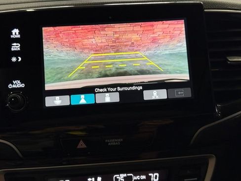 Used 2021 Honda Pilot Touring image 34