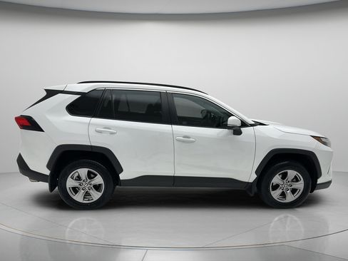Used 2023 Toyota RAV4 XLE w/ Convenience Package AWD/4WD image 5