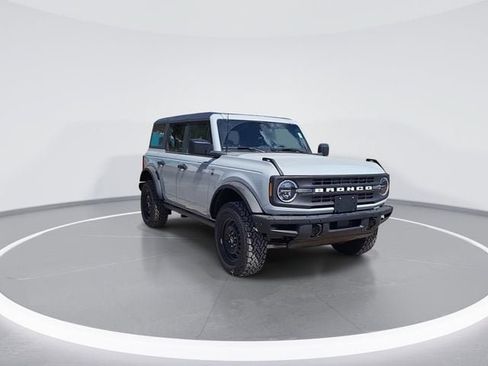 New 2026 Ford Bronco Big Bend w/ Black Diamond Package AWD/4WD image 2