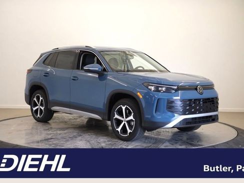 New 2026 Volkswagen Tiguan SE AWD/4WD image 1