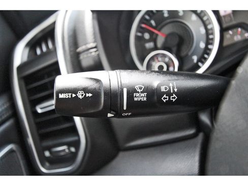 Used 2023 RAM 1500 Laramie AWD/4WD image 22