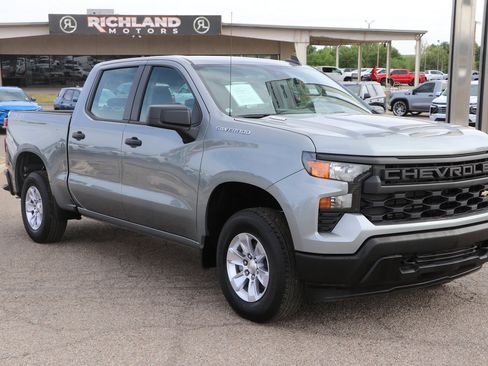 Used 2026 Chevrolet Silverado 1500 W/T w/ Trailering Package AWD/4WD image 1