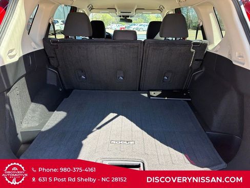 Certified 2025 Nissan Rogue S image 33