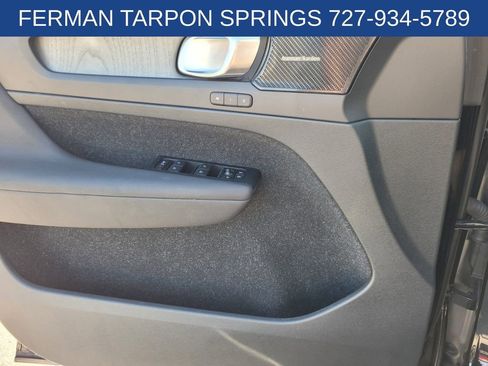 Used 2021 Volvo XC40 T5 Inscription image 24