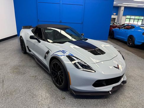 Used 2018 Chevrolet Corvette Grand Sport w/ Carbon 65 Edition RWD image 26
