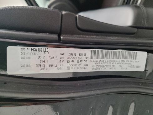 Used 2017 Jeep Grand Cherokee Altitude RWD image 33
