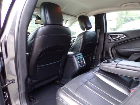 Used 2015 Chrysler 200 C w/ Navigation & Sound Group I image 28