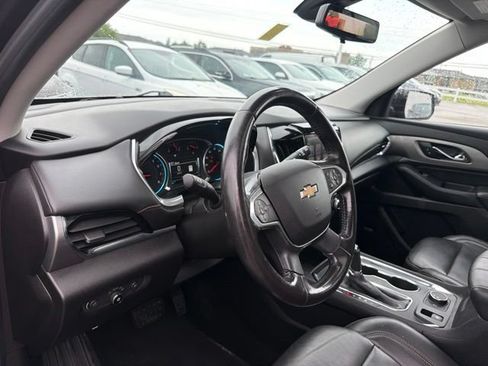 Used 2018 Chevrolet Traverse LT FWD image 10