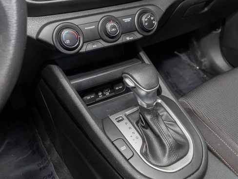 Used 2021 Kia Forte LXS image 13