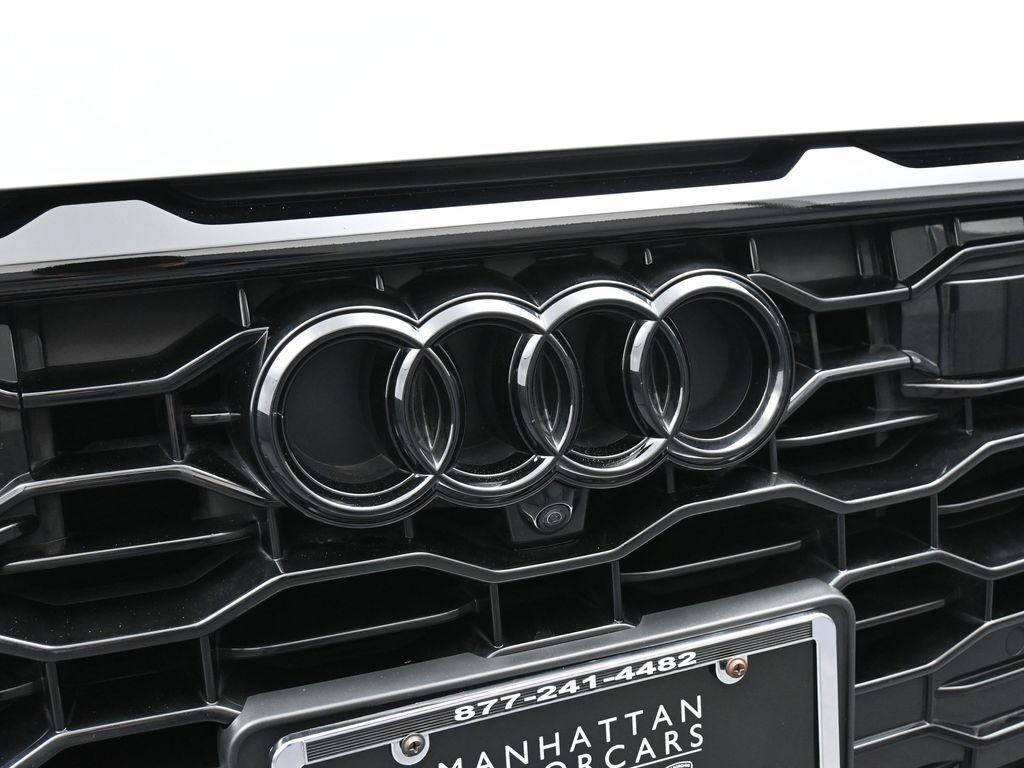 Used 2024 Audi RS Q8 AWD/4WD image 13