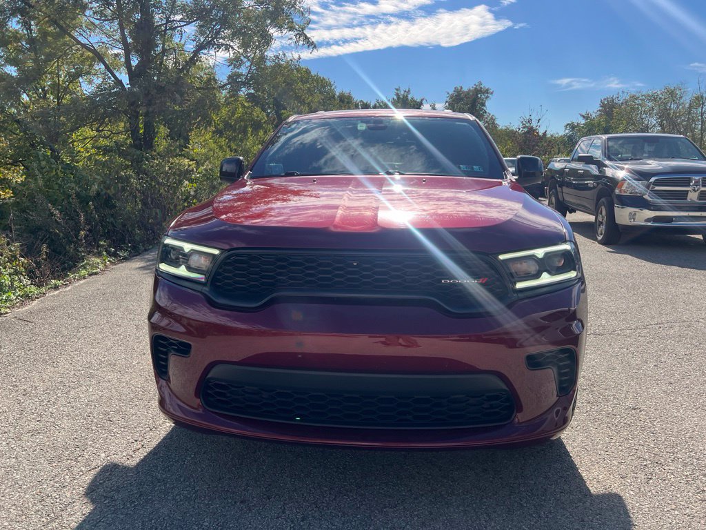 Used 2023 Dodge Durango GT w/ Blacktop Package AWD/4WD image 5