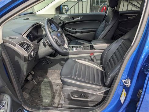 Used 2024 Ford Edge SEL w/ Convenience Package AWD/4WD image 9