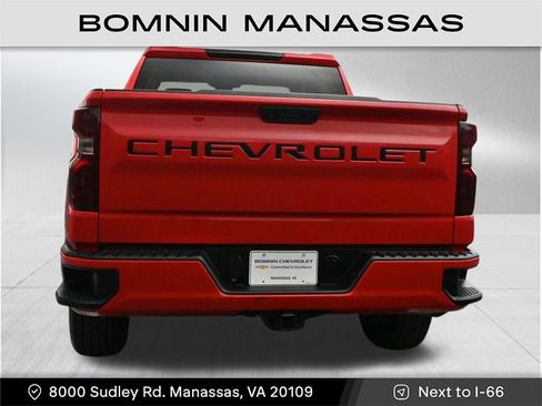 Used 2022 Chevrolet Silverado 1500 Custom image 4