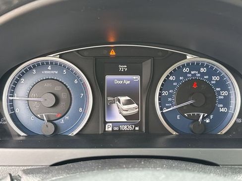 Used 2015 Toyota Camry XLE w/ Moonroof Package image 26