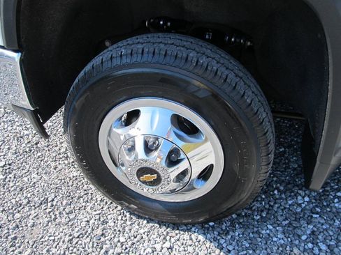 Used 2022 Chevrolet Silverado 3500 LT w/ Convenience Package image 21