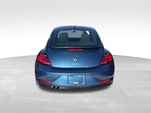Used 2018 Volkswagen Beetle 2.0T S image 4