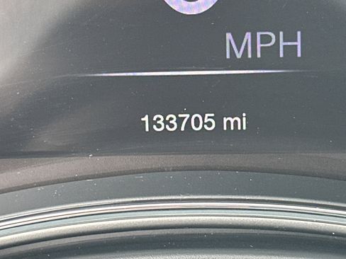 Used 2018 Jeep Grand Cherokee Altitude image 28