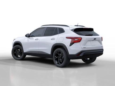 New 2026 Chevrolet Trax LT FWD image 3