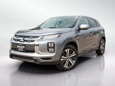 Used 2026 Mitsubishi Outlander Sport SE AWD/4WD image 1