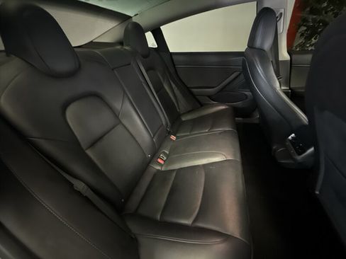 Used 2018 Tesla Model 3 Mid Range RWD image 21
