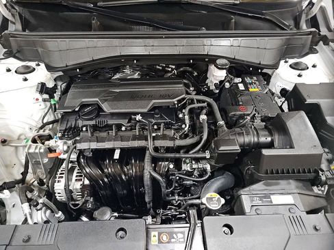 Used 2024 Hyundai Kona SEL image 21