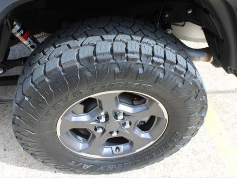 Certified 2020 Jeep Gladiator Rubicon image 20