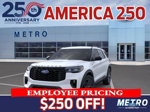 New 2026 Ford Explorer ST-Line w/ ST-Line Street Pack AWD/4WD image 3