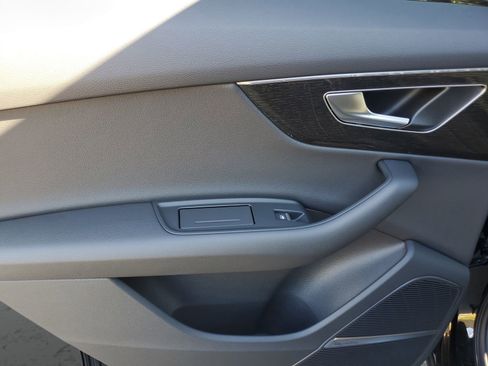 New 2026 Audi Q7 2.0T Premium image 16